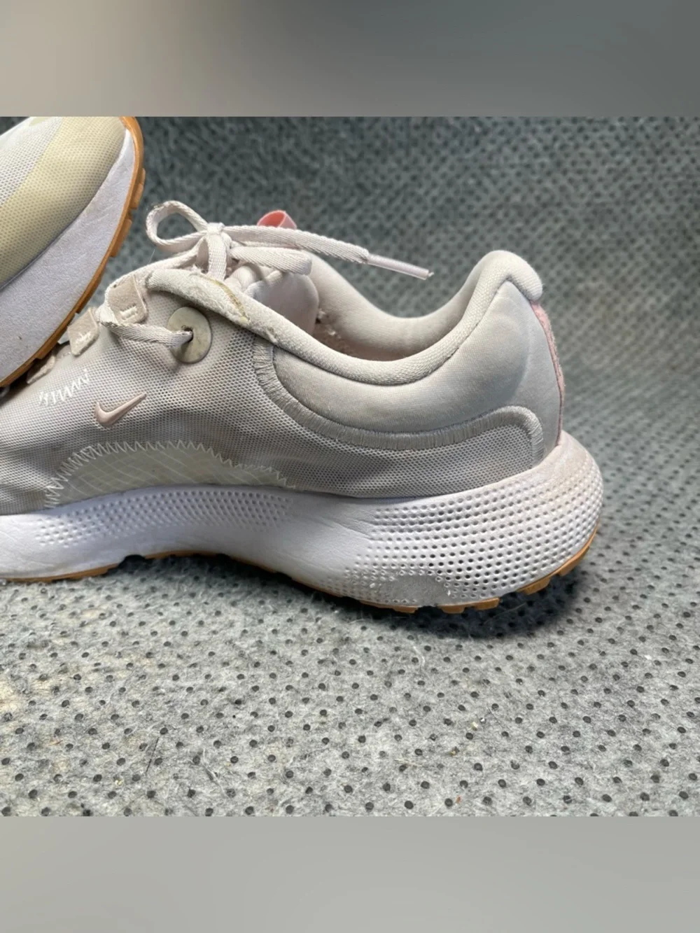 Nike React Escape Run Running Shoes Size 9 Women’s